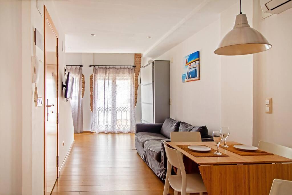 Apartamento Con Terraza Privada Cerca De La Playa Valência Exterior foto