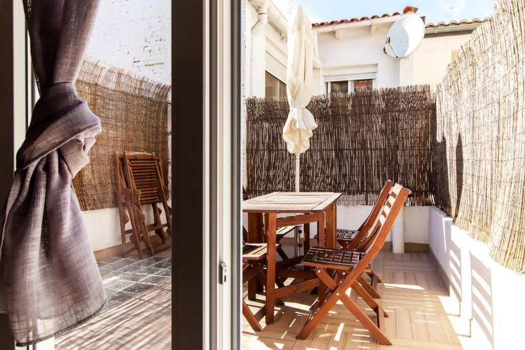 Apartamento Con Terraza Privada Cerca De La Playa Valência Exterior foto